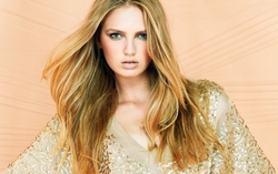 20 tuổi khoác cánh thiên thần Victoria's Secret
